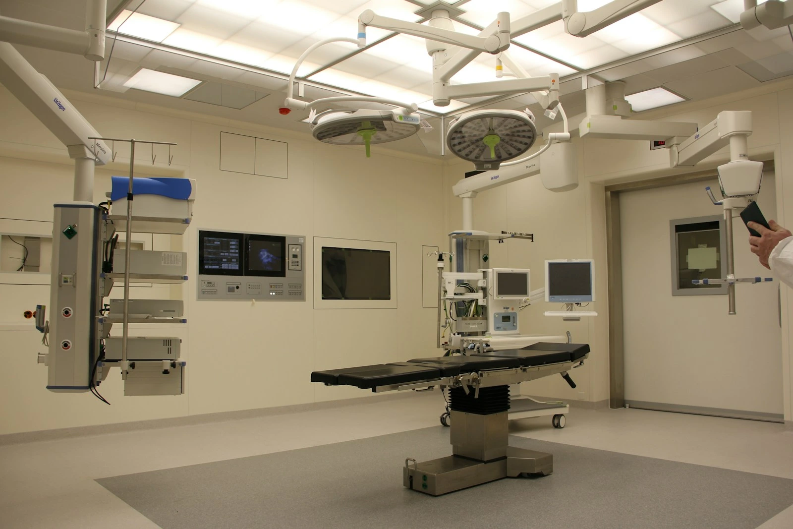 Pain management clinic near me evaluating spine and joint pain at Umbrella Health · 32 West 14th Street, New York, NY 10011 Pain management clinic near me evaluating spine and joint pain at Umbrella Health